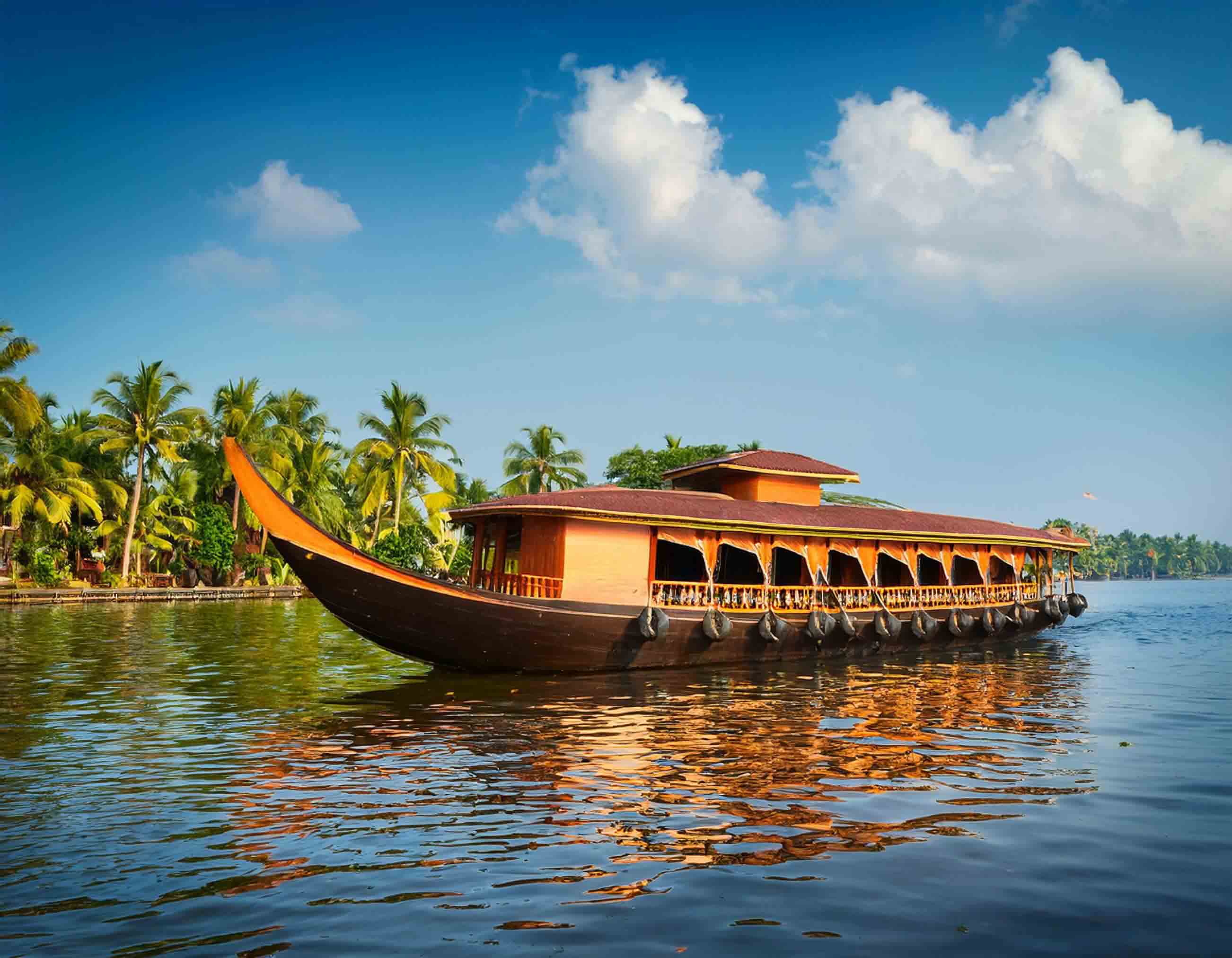 Alleppey Houseboat, Kerala